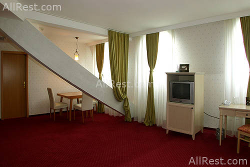 Plaza Hotel 4
